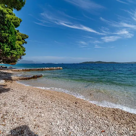 Apartment By The Sea - Perna, Peljesac - 4540 *